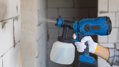 Pistol de vopsit electric sau pistol de pulverizat HVLP? Ce să alegi de pe Micul Fermier?