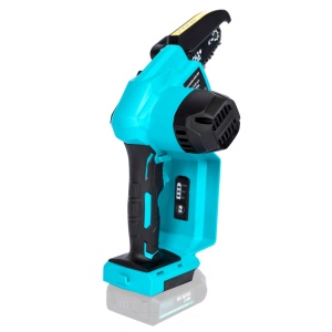 Detoolz 20V cordless mini chainsaw, angled - Img 10