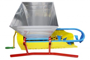 Manual grape crusher manual grape destemmer