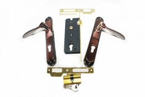 Log and saddle frog L11 AC (yala)