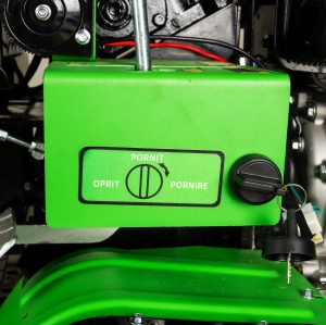Ride-On ‘Micul Fermier’ motor cultivator, 17 hp, 530 cc engine capacity, 4-stroke engine, 4x4, 4 speeds, 2 gearboxes, electric start, hydraulic system - Img 6