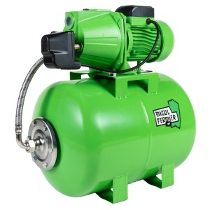 Micul Fermier 1.5 kW pressure booster, maximum flow rate 3000 l/h, maximum delivery head 53 m, cast iron pump body, 50-litre tank