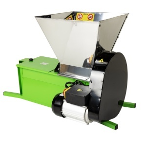 Micul Fermier 0.55kW electric grape crusher, 30-litre tank, maximum output 1000 kg/h, with destemmer - Img 7
