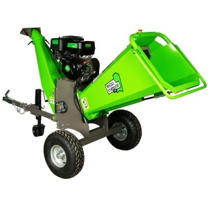 Micul Fermier branch shredder, 15 HP petrol engine, with tow bar, maximum cutting diameter 150 mm, for wood chips