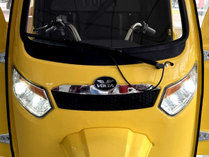 Triciclu Electric, Motor 4000W, Voltarom VT7, Tuk Tuk, Carosat, Cu Cabina Inchisa, 72V, 75Ah, Li-Ion, 104km autonomie, superbox.ro
