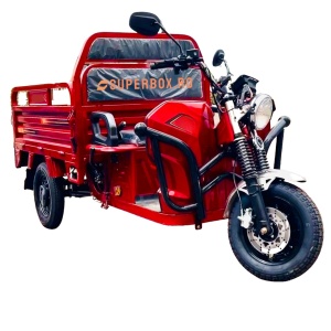 Triciclu Electric 2000W, cu reductor, Voltarom, SuperBox, SPX2, fara permis, viteza maxima 25 km pe ora, autonomie max. 68 km, visiniu