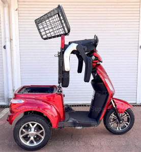 Triciclu Electric, Motor 1000W, Voltarom M4, Autonomie 50km