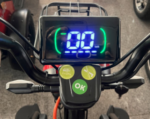 Triciclu electric Voltarom APM5, 60V, 20 AH, 1000W, fara permis, 25km/h, Gri, autonomie pana la 40km