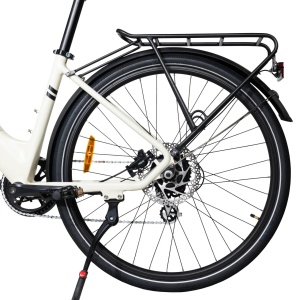 Bicicletă Electrică Voltarom C30 – Motor 250W, Autonomie până la 60 km, Baterie 36V 10Ah, Frâne Hidraulice, Roți 700C