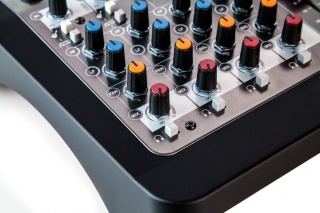 Mixer Allen & Heath ZED-6 6 Canale - Img 4