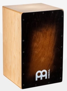 Cajon cu Snare Meinl SC100BRB Snarecraft – Baltic Birch 7 Straturi 9mm, Dual Snare Wires, Brown Burst, Colțuri Rotunjite