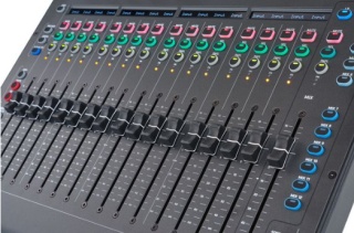 Mixer digital Allen & Heath QU-5D Dante profesional - Img 12