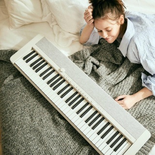 casio-CT-S1WE-61-clape-alb-2