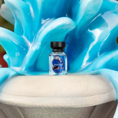 Apă de parfum Top Scents Neon Oud New - Img 4