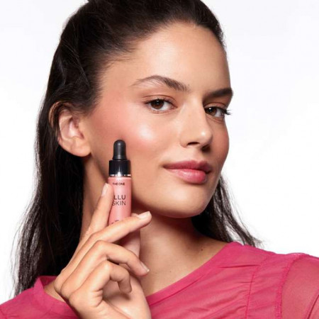 Fard de obraz-iluminator lichid THE ONE Illuskin High Dimension Effect Soft Pink - Img 2