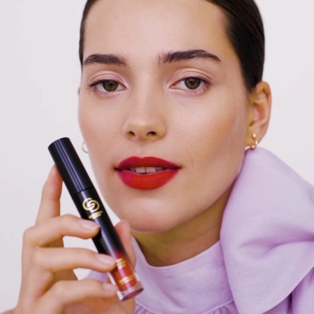 Ruj lichid cu finisare mată Giordani Gold Iconic Elixir SPF 15 Vegan NEW - Img 5