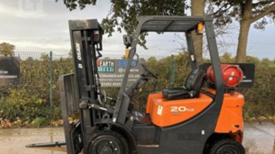 Piese stivuitor DOOSAN G20, G25, G30S – uzură intensă, defecțiuni frecvente și componente greu de găsit