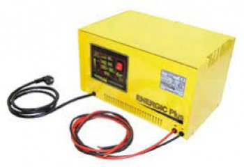 Incarcator pentru baterii 12 V 10 A Multimarca