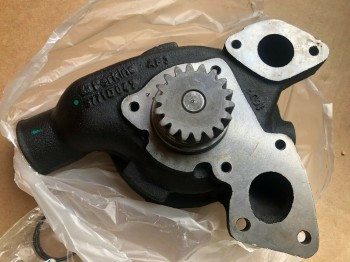 Pompa apa Caterpillar 416B, 416C, 426C 428B 428C, 436C, 438C