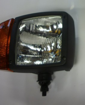 Lumina fata pentru incarcator telescopic Manitou