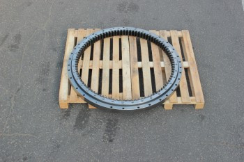 rulment - Inel de rotire pentru excavatoare JCB JS 200-220