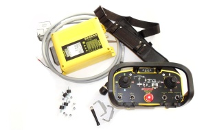 Kit comandă radio MANITOU MRT 907231, compus din telecomandă și anten - Img 2