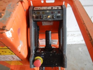 Nacela cu brat vertical 5.7m JLG 1230ES - 2012 - Img 2