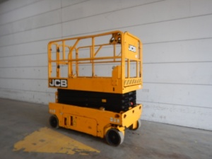 Platforma foarfeca electrica 10m JCB S2646E an 2018 cu baterii noi - Img 8