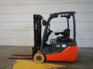 Stivuitor electric 1600kg 3 roti Toyota 8FBEK16T An 2018 - Img 7