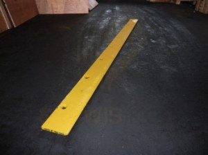 Lama - bolt cupa buldoexcavator JCB 3CX 2350x130x16