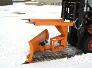 Plug de zapada atasabil pe furcile de stivuitor Bauer SCH-P-S 180, latime 180 cm, lama metalica