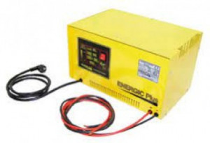 Incarcator pentru baterii 12 V 10 A Multimarca