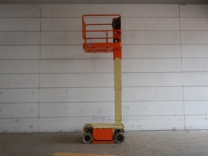 Nacela cu brat vertical 5.7m JLG 1230ES - 2012