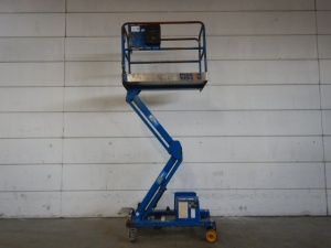 Nacela verticala mica 5.1m JLG POWER TOWER - B36586 - 2014 - Img 1