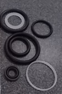 Kit-uri garnituri hidraulice incarcatoare Manitou