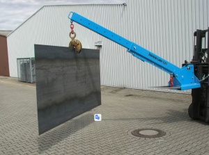 Brat prelungitor inclinabil si telescopabil pt stivuitor 2500kg Bauer KTH 2.5