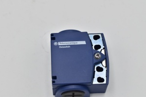 Intrerupator sfarsit de cursa TELEMECANIQUE ZCT21G11 - Img 2