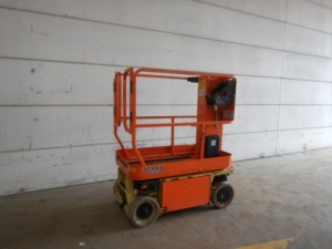 Nacela cu brat vertical 5.7m JLG 1230ES - 2012 - Img 7