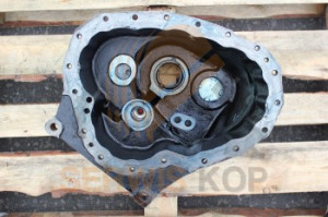 Carcasa spate - manual 4 viteze - transmisie pentru buldoexcavator JCB 3CX 4CX