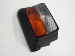Lampa semnalizare dreapta fata pentru tractor Fiat