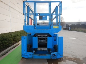 Platformă Foarfecă Diesel 4x4 Genie GS2669RT – 9.9m, Model B35172, 2011 - Img 4