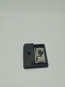 Stop spate Bobcat 6670284 – Lampa semnalizare 12V pentru miniîncărcătoare - Img 3