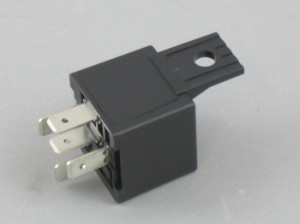 Releu 24V 20A nacela Haulotte