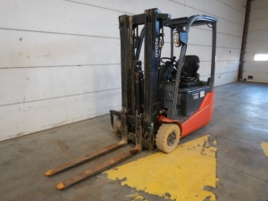 Stivuitor electric 1600kg 3 roti Toyota 8FBEK16T An 2018