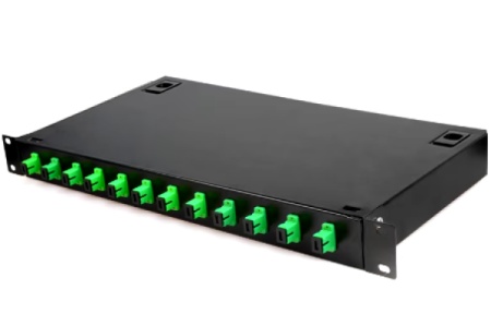 Optički patch panel ExeLink sa 12 konektora SC/APC za rek orman