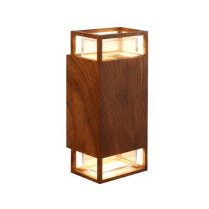 Zidna lampa drvo dezen 2xGU10 IP65