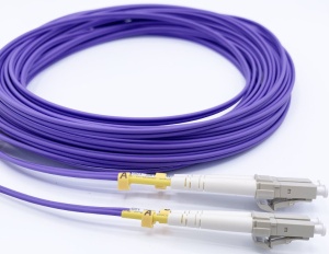 FO LC/UPC - LC/UPC MM 3M OM4 DX Purple - Img 1