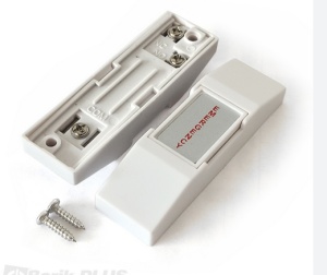 Taster za izlaz - plastièni pb-67a 6154