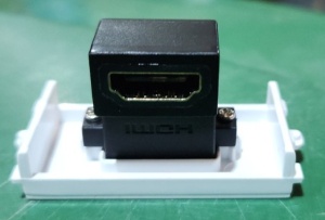 UGREEN MM113 HDMI zidna utičnica ugaona - Img 2