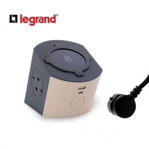 LG 694500 PRODUZNI BLOK SA BEZICNIM PUNJACEM 10W 2X2P+E 1XUSB-A 1XUSB-C INDIKACIJA 2M (TAUPE/T.SIVA) - Img 2